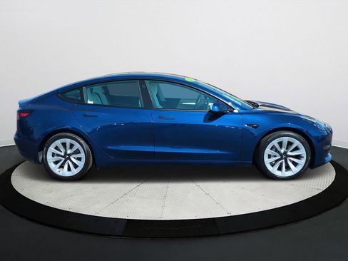 Used 2022 Tesla Model 3 Long Range image 3
