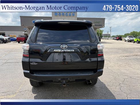 Used 2023 Toyota 4Runner SR5 AWD/4WD image 7