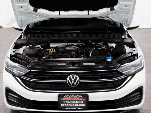 Used 2023 Volkswagen Jetta S FWD image 3