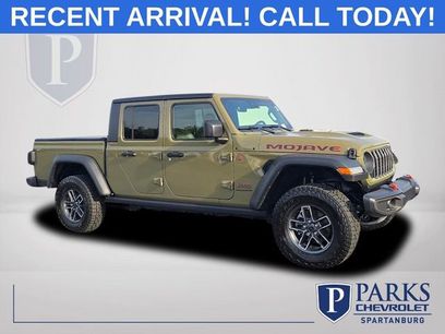 Used 2025 Jeep Gladiator Mojave w/ Convenience Group