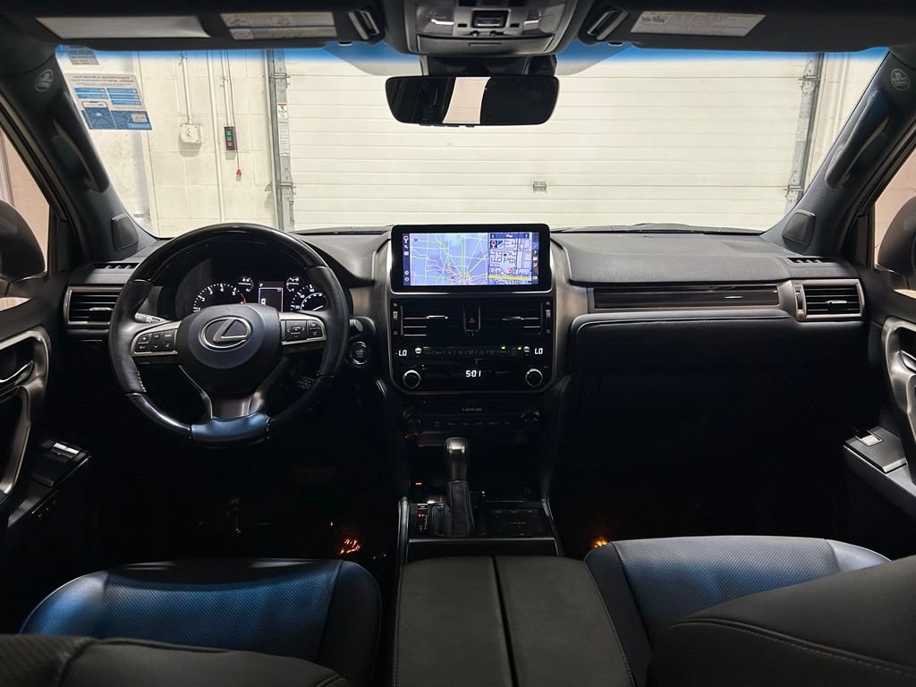 Used 2023 Lexus GX 460 Premium w/ Premium Package AWD/4WD image 32