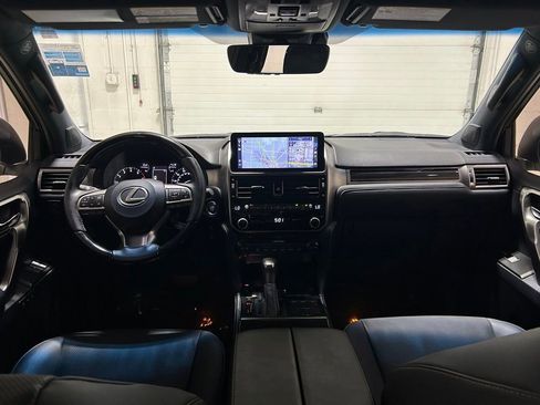 Used 2023 Lexus GX 460 Premium w/ Premium Package AWD/4WD image 32