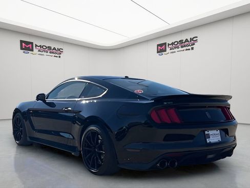 Used 2016 Ford Mustang Shelby GT350 w/ Technology Package image 7