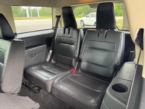 Used 2013 Ford Flex Limited FWD image 13