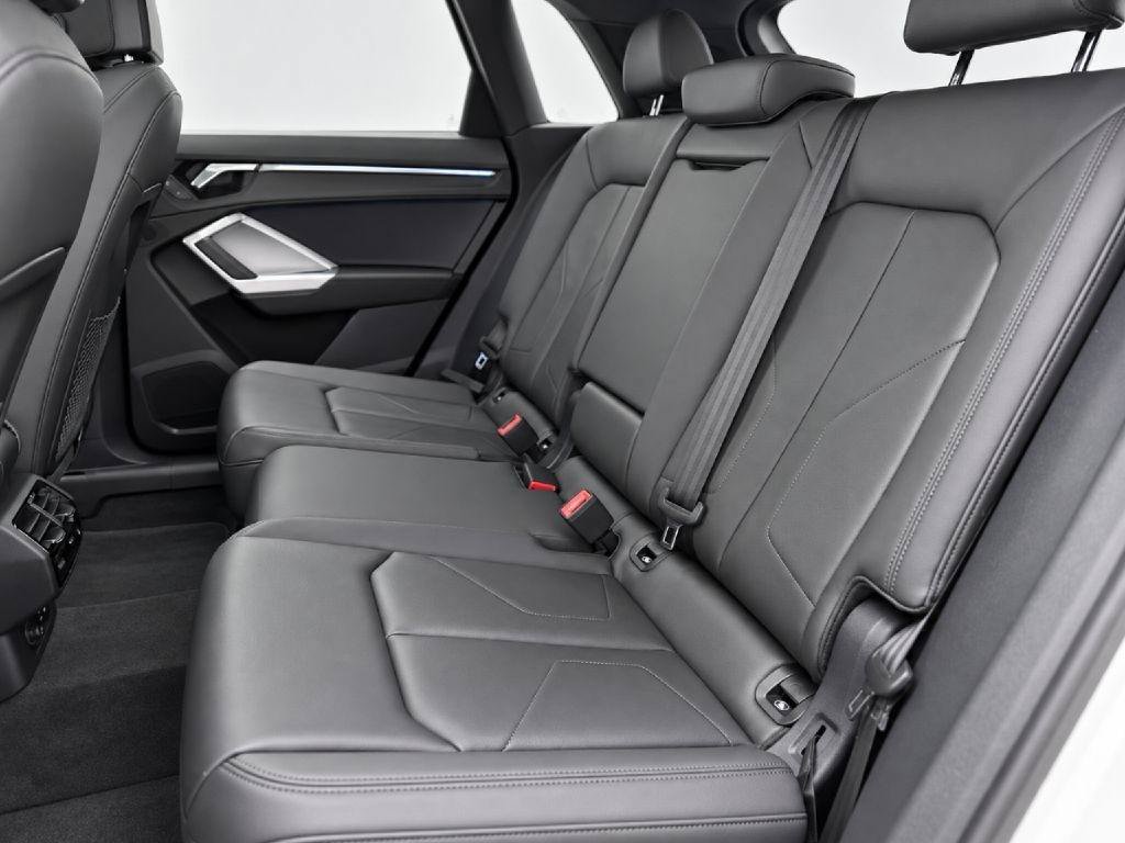 Used 2021 Audi Q3 2.0T Premium Plus w/ Premium Plus Package AWD/4WD image 22