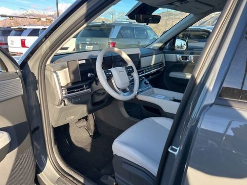 New 2026 Hyundai Santa Fe SE image 9