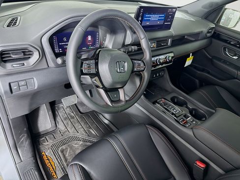 New 2026 Honda Pilot TrailSport image 8