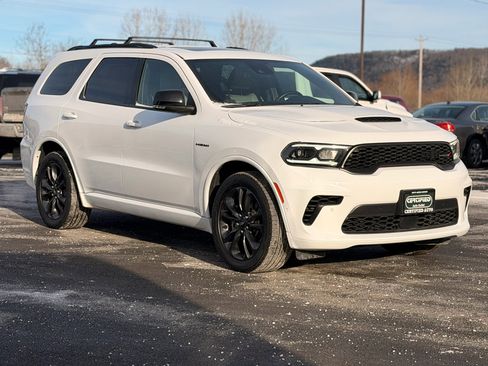 Used 2024 Dodge Durango R/T w/ Blacktop Package image 3