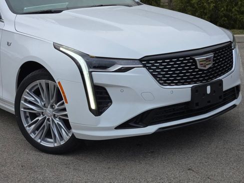 New 2025 Cadillac CT4 Premium Luxury image 2