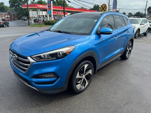 Used 2016 Hyundai Tucson Limited w/ Option Group 03 AWD/4WD image 4