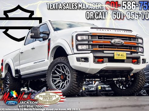 New 2026 Ford F250 Lariat w/ Black Appearance Package image 27