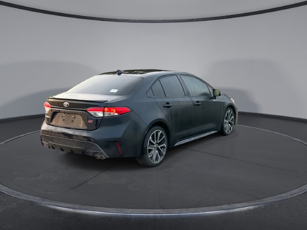 Used 2022 Toyota Corolla SE w/ SE Premium Package FWD image 8