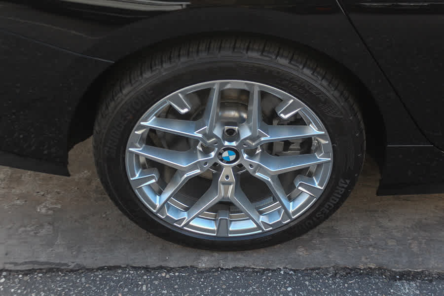 Used 2026 BMW 330i Sedan w/ Convenience Package RWD image 15