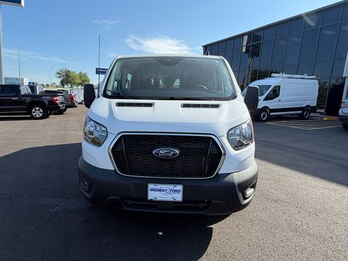Used 2024 Ford Transit 250 Low Roof w/ Exterior Upgrade Package RWD image 5