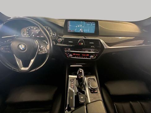 Used 2018 BMW 530i RWD image 14