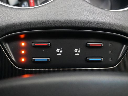 Used 2021 Toyota Venza Limited w/ Advanced Technology Package image 26