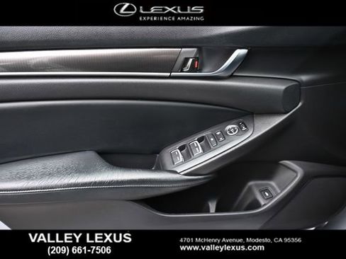 Used 2018 Honda Accord Sport image 15