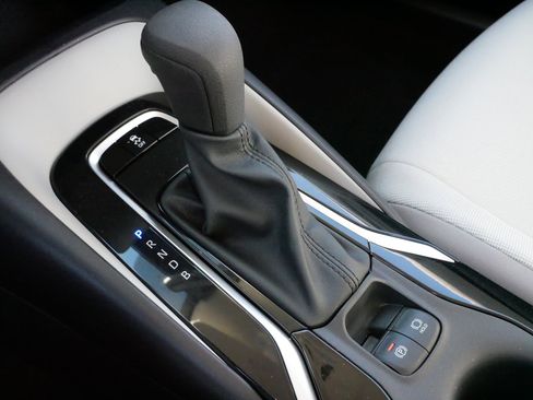 Certified 2022 Toyota Corolla LE image 24