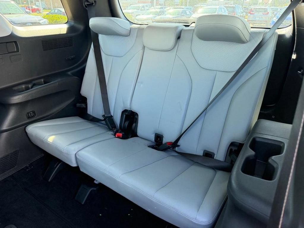 Used 2025 Hyundai Palisade SEL AWD/4WD image 9