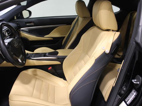 Used 2018 Lexus RC 300 AWD image 3