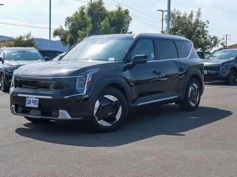 New 2026 Kia EV9 Wind AWD/4WD image 2