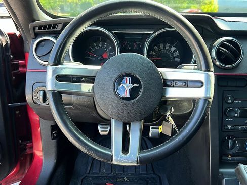 Used 2007 Ford Mustang GT RWD image 13