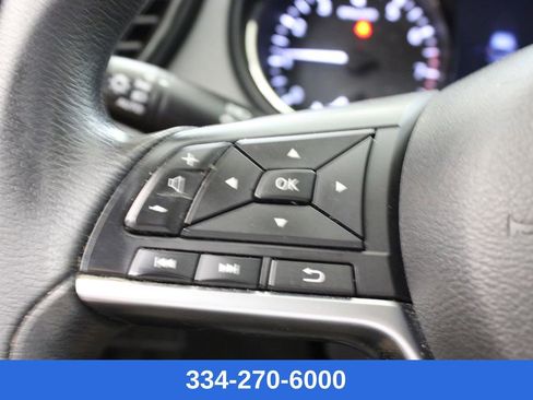 Used 2021 Nissan Rogue Sport S image 22