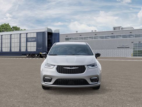 New 2026 Chrysler Pacifica Select AWD/4WD image 7