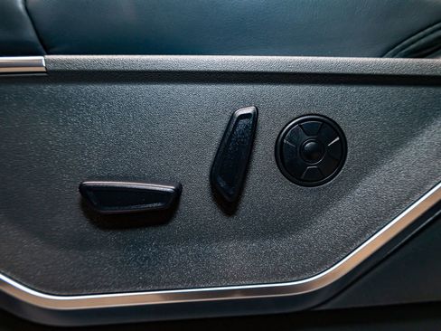 Used 2026 Ford F350 Platinum w/ Platinum Plus Package image 26