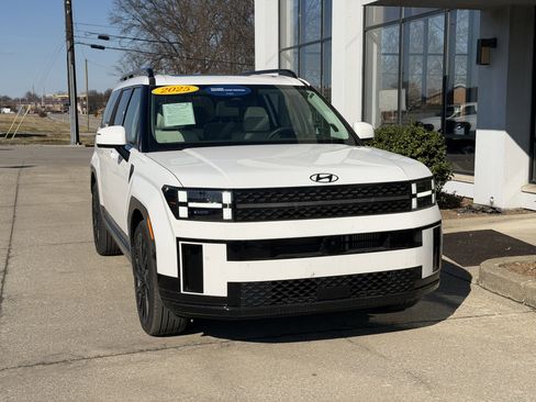 Certified 2025 Hyundai Santa Fe Calligraphy image 18