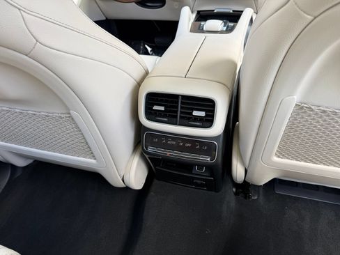 Used 2022 Mercedes-Benz GLE 450 4MATIC image 31