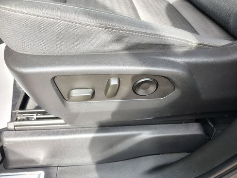 Used 2023 Chevrolet Silverado 1500 LT Trail Boss w/ Protection Package image 17