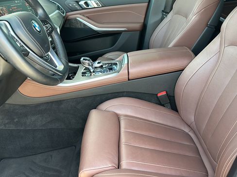 Used 2022 BMW X5 sDrive40i w/ Executive Package image 12