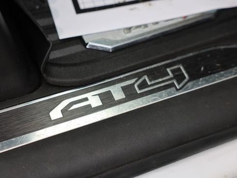 Used 2020 GMC Sierra 2500 AT4 w/ AT4 Premium Package image 12