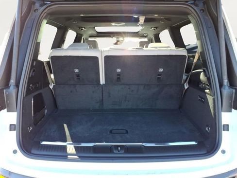 New 2026 Jeep Grand Wagoneer Summit AWD/4WD image 6