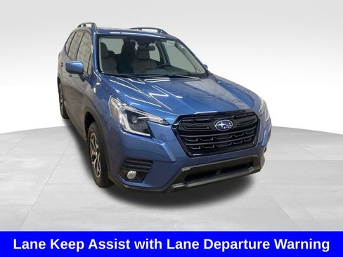 Certified 2023 Subaru Forester Premium AWD/4WD image 7