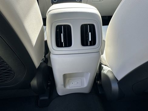 New 2026 Hyundai Tucson Limited image 22