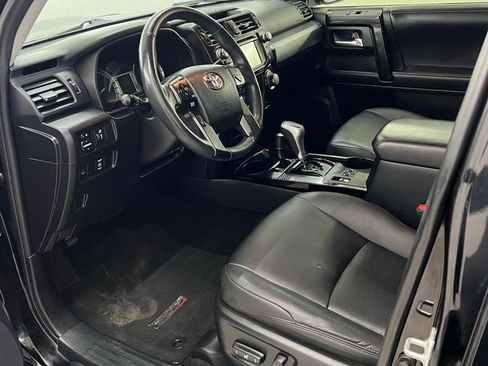 Used 2019 Toyota 4Runner TRD Off-Road Premium image 5