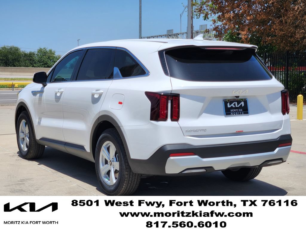 New 2026 Kia Sorento LX FWD image 4