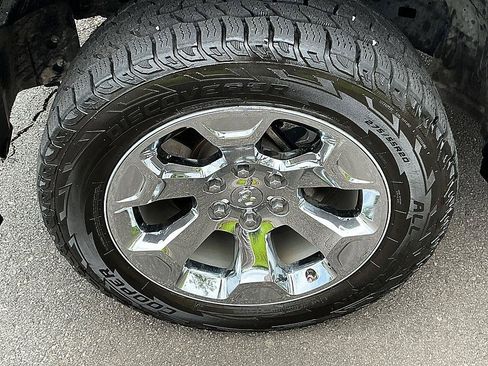 Used 2022 RAM 1500 Big Horn RWD image 7