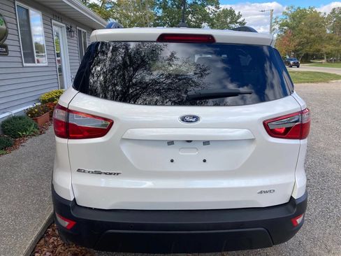 Used 2020 Ford EcoSport SE w/ SE Convenience Package image 5