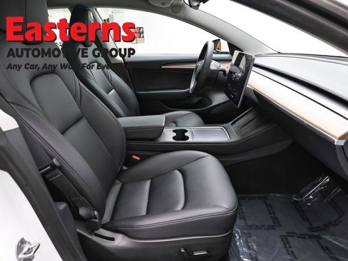 Used 2023 Tesla Model 3 Standard Range image 19