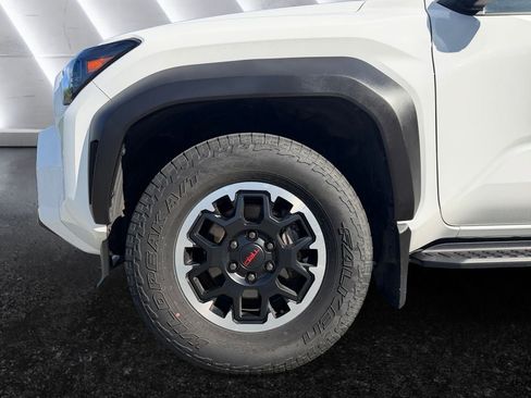 Used 2025 Toyota 4Runner TRD Off-Road Premium w/ Tow Technology Package AWD/4WD image 8