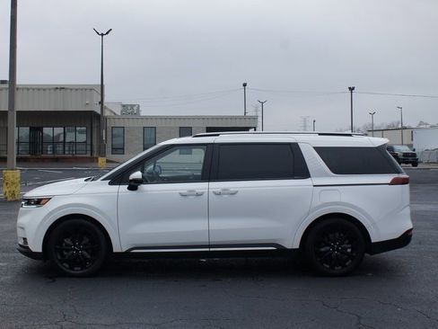 Used 2024 Kia Carnival SX Prestige image 14