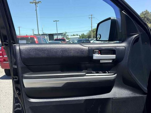 Used 2014 Toyota Tundra SR5 w/ SR5 Upgrade Package AWD/4WD image 6