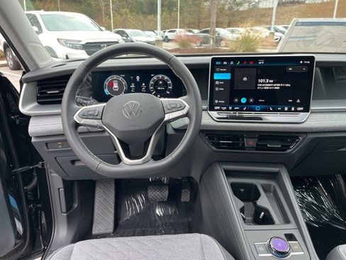 New 2026 Volkswagen Tiguan S image 16