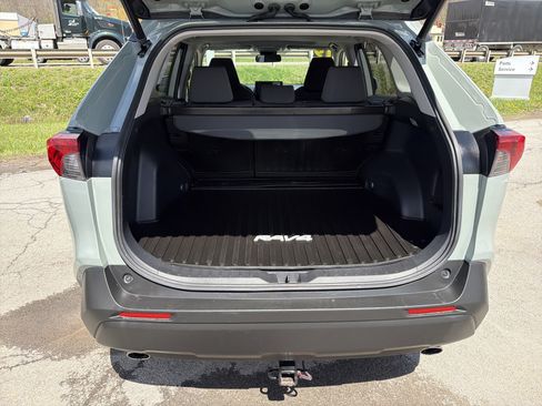 Used 2019 Toyota RAV4 XLE w/ Convenience Package AWD/4WD image 31