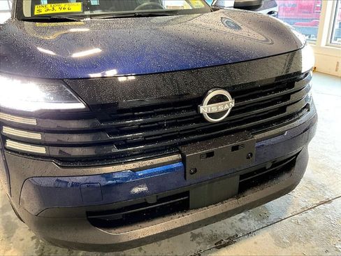 Used 2025 Nissan Kicks SV image 30