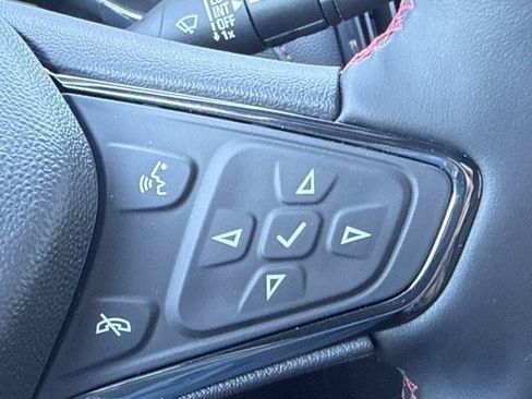Used 2024 Chevrolet Equinox RS FWD image 14