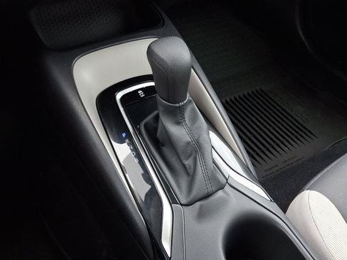 Certified 2024 Toyota Corolla LE FWD image 16